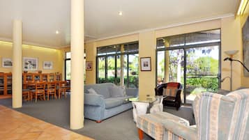 Barn House | Living room | Flat-screen TV, fireplace, DVD player