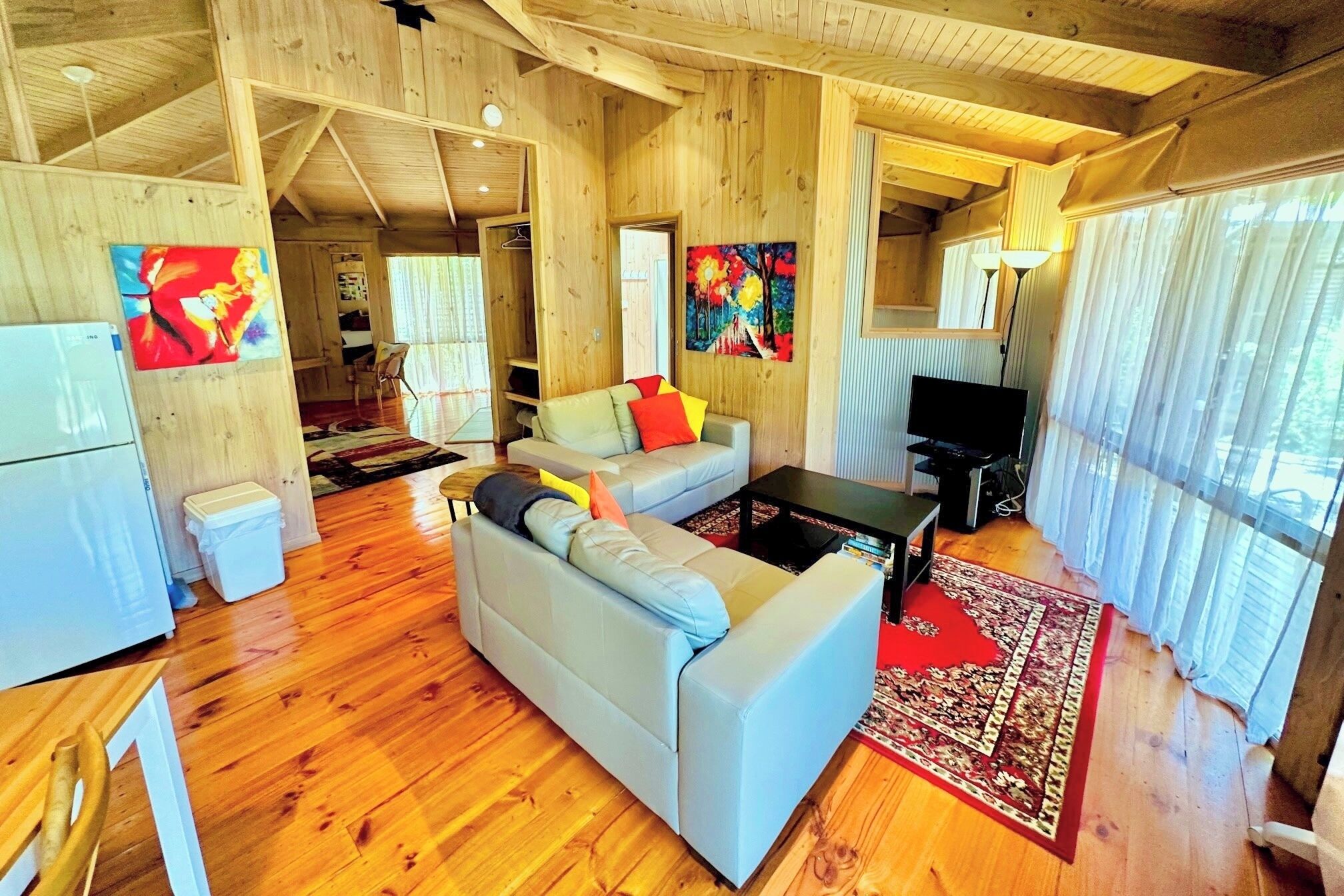 Standard Plus Chalet (1 Bedroom) | Laptop workspace, soundproofing, free WiFi, bed sheets