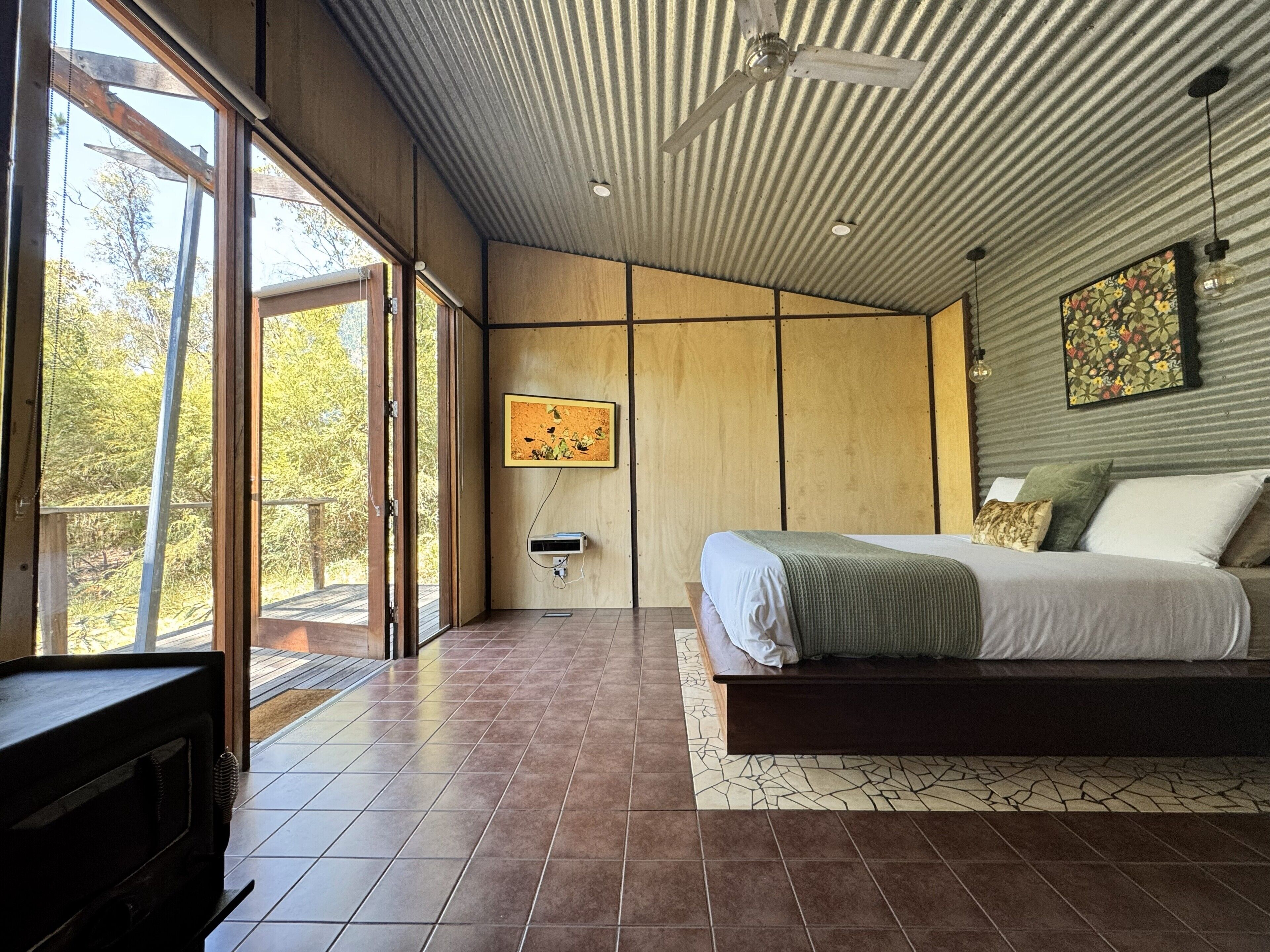 Standard Room, Non Smoking, Balcony (Studio 1) | Free WiFi, bed sheets