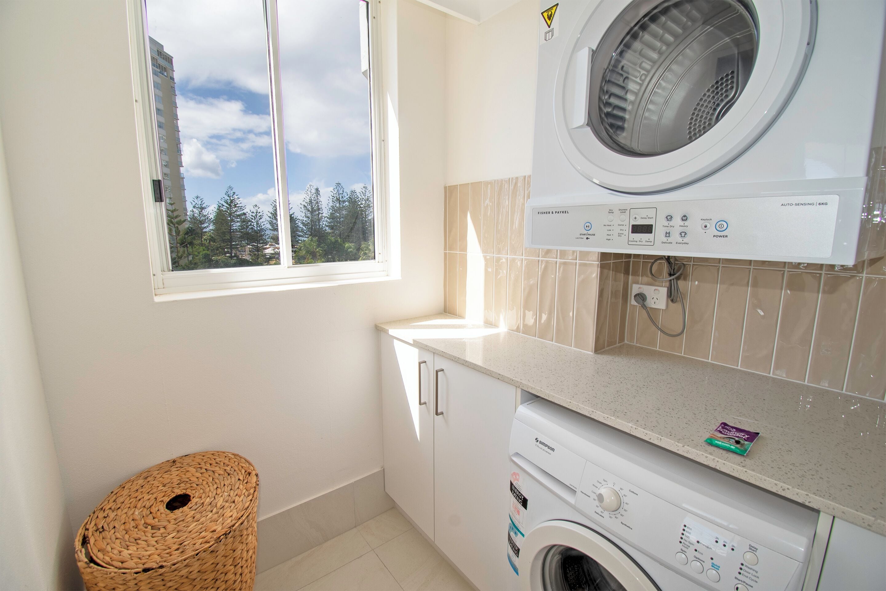 Standard Apartment, 2 Bedrooms, Non Smoking, Kitchen (STD / 2 Bathroom) | Laundry