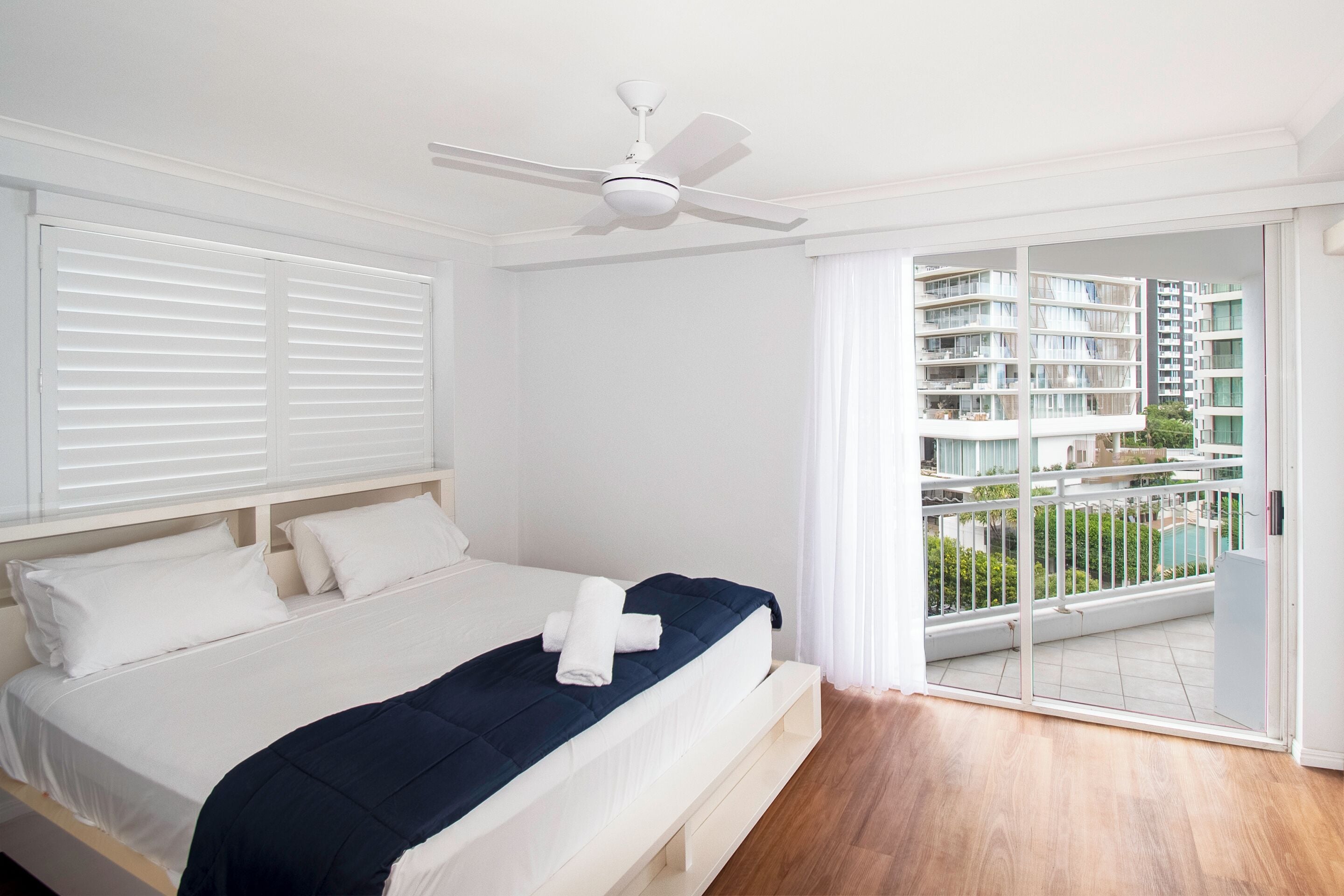 Apartemen Standar, 3 kamar tidur, Bebas Asap Rokok, dapur (3 Bedroom 2 Bathroom) | 1 kamar tidur, setrika/meja setrika, Wi-Fi gratis, dan seprai linen