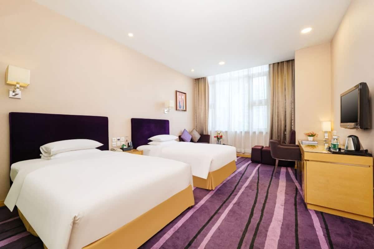 Quarto casal executivo | 1 quarto, escrivaninha, Wi-Fi de cortesia, roupa de cama