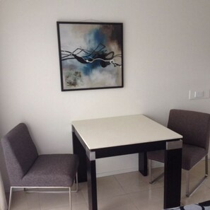 In-room dining - Tweed Central Motel (Tweed Heads)