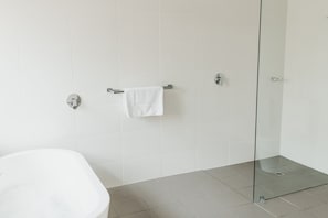 Apartment, 2 Bedrooms | Bathroom | Separate bathtub and shower, deep-soaking bathtub, hair dryer, towels - The Mill Apartments (Clare)
