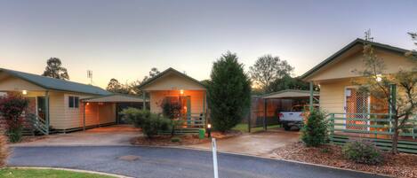 Queen Villa | Balcony