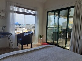 Romantic Studio, Kitchenette (Studio 2) | Living area | Flat-screen TV