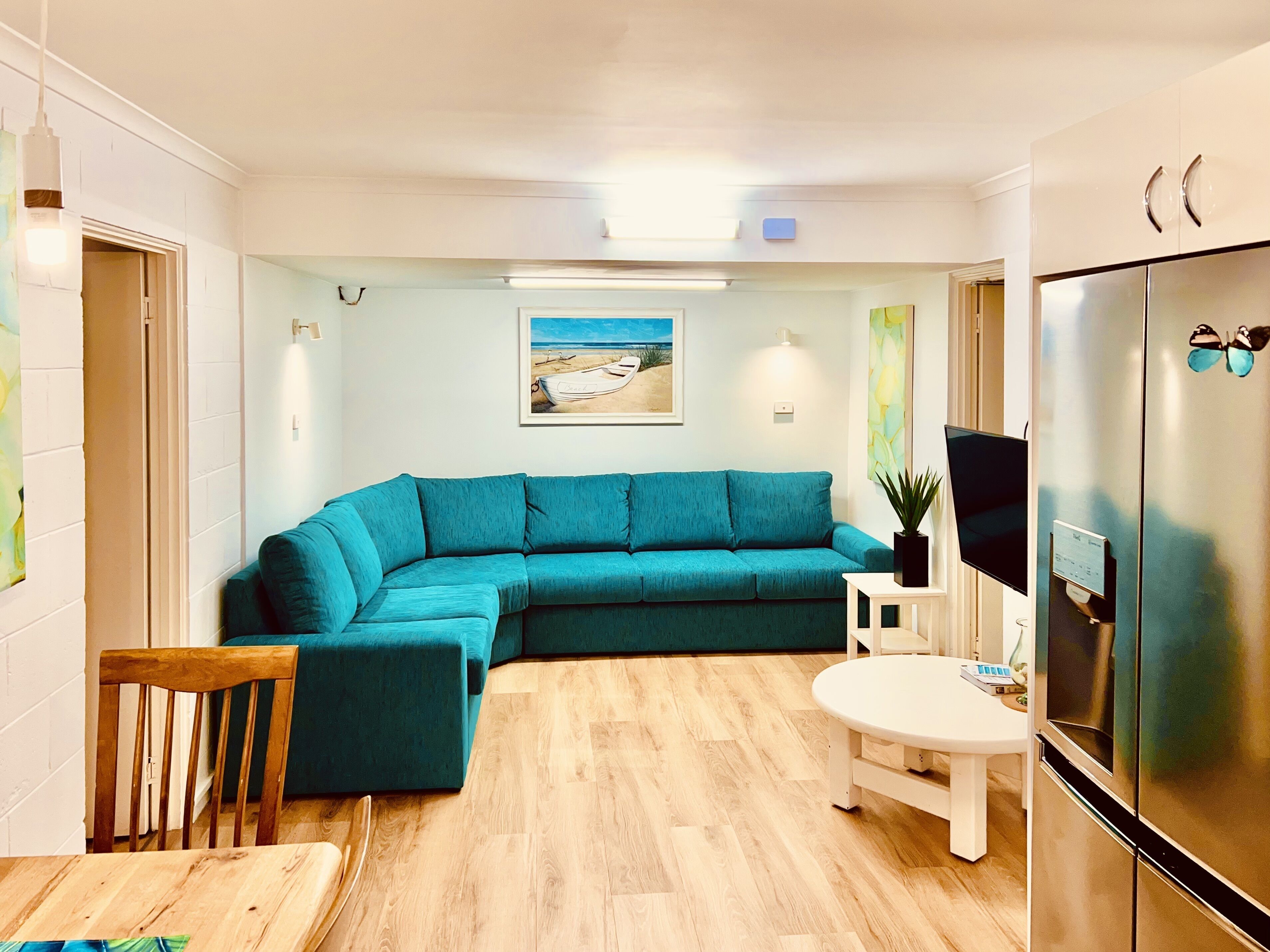 Standard Apartment, 2 Bedrooms, Kitchen (Skipper's Watch) | 2 bedrooms, pillow-top beds, desk, laptop workspace