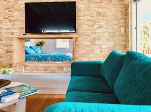 Superior Apartment, 2 Bedrooms, Non-Smoking, Kitchen (Admirals Deck) | Living area