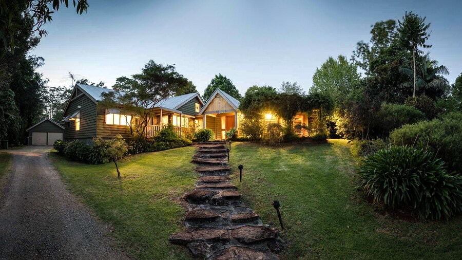 Mt Glorious Getaways