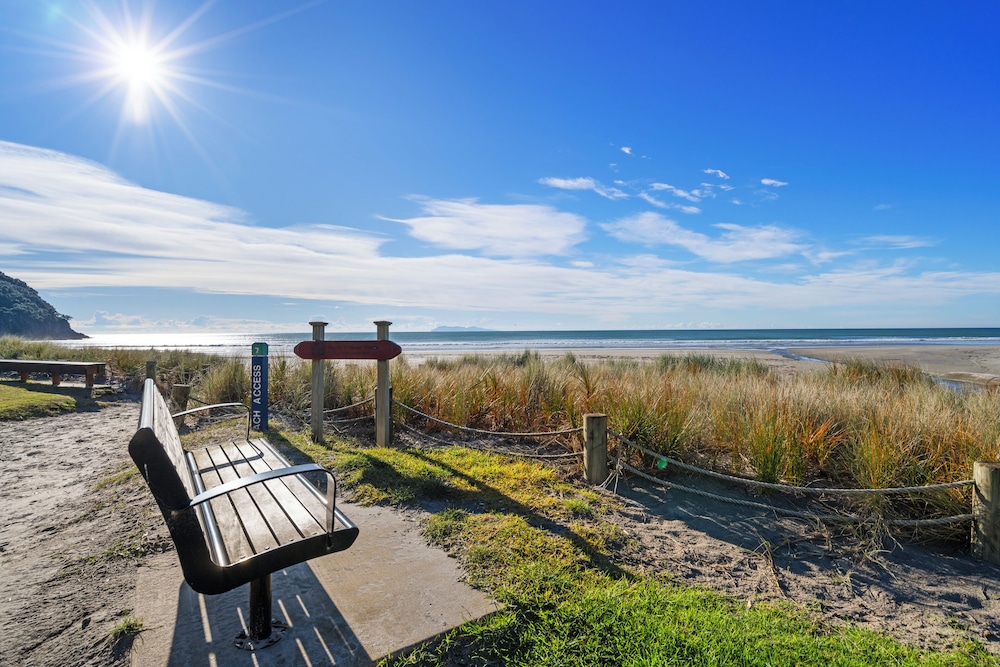 Tasman Holiday Parks - Waihi Beach by null