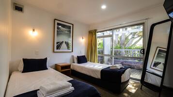 Motel - 2 Bedroom (Ocean View)