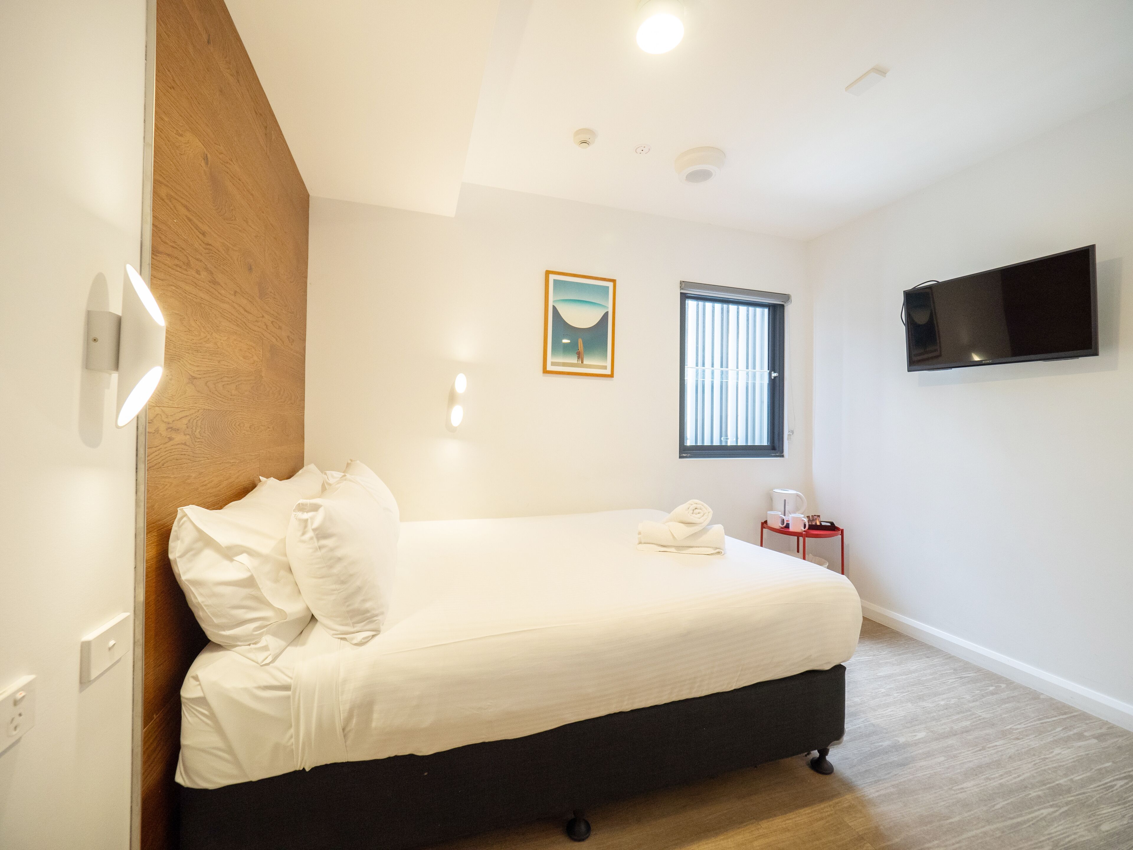 Premium Double with Ensuite | WiFi, bed sheets