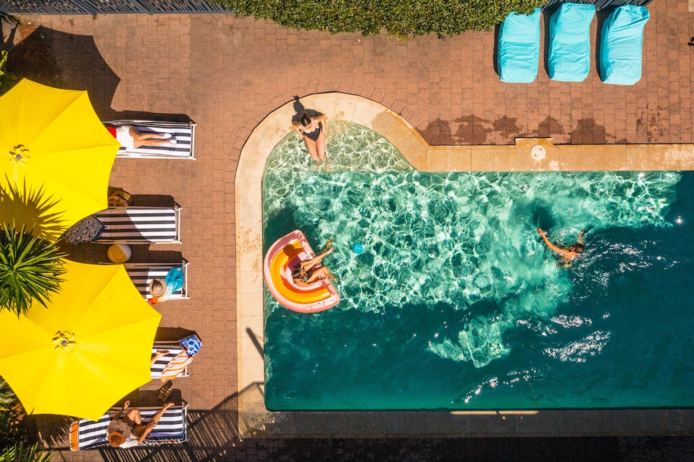 YHA Byron Bay by null