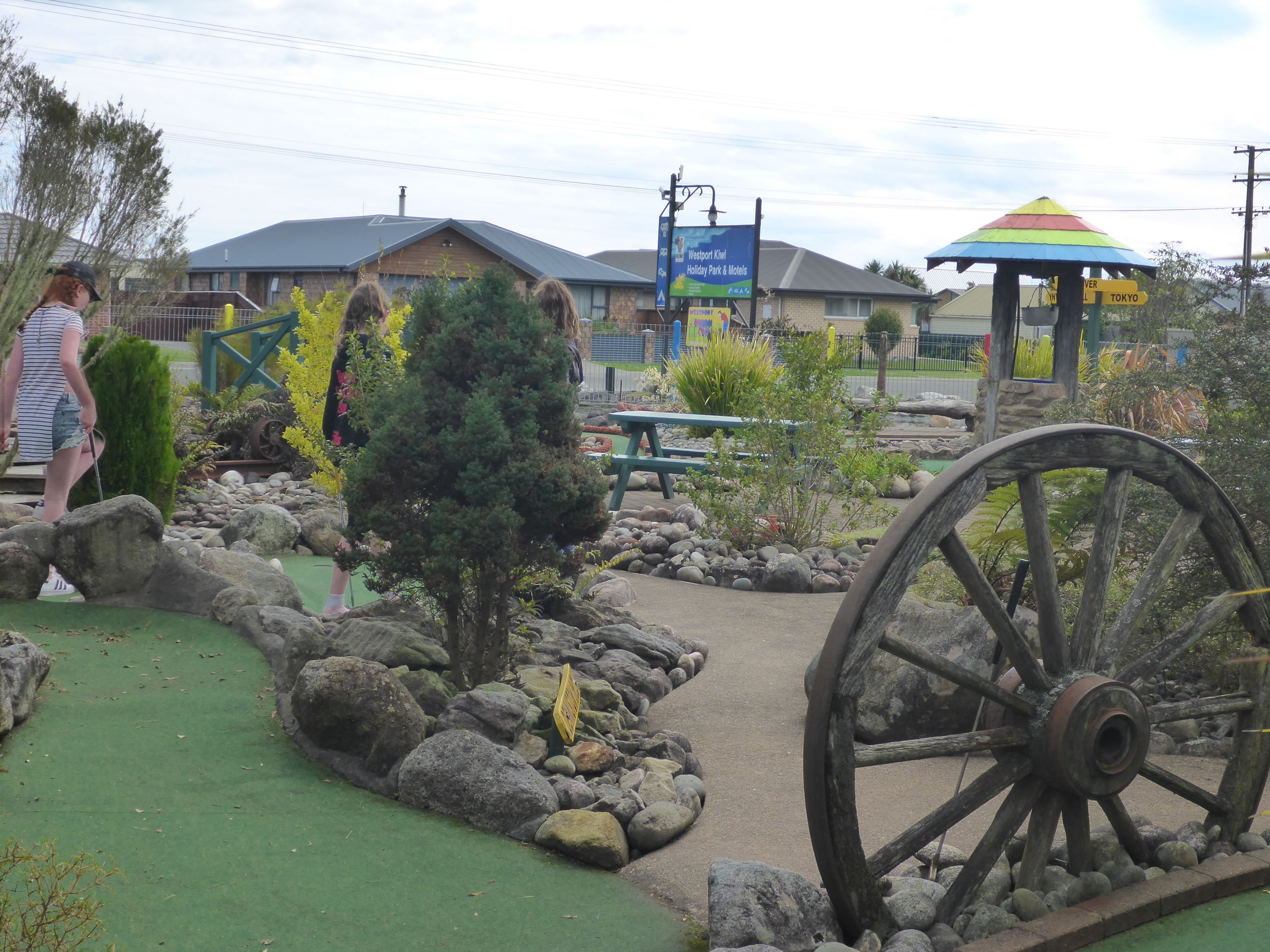 Mini-golf