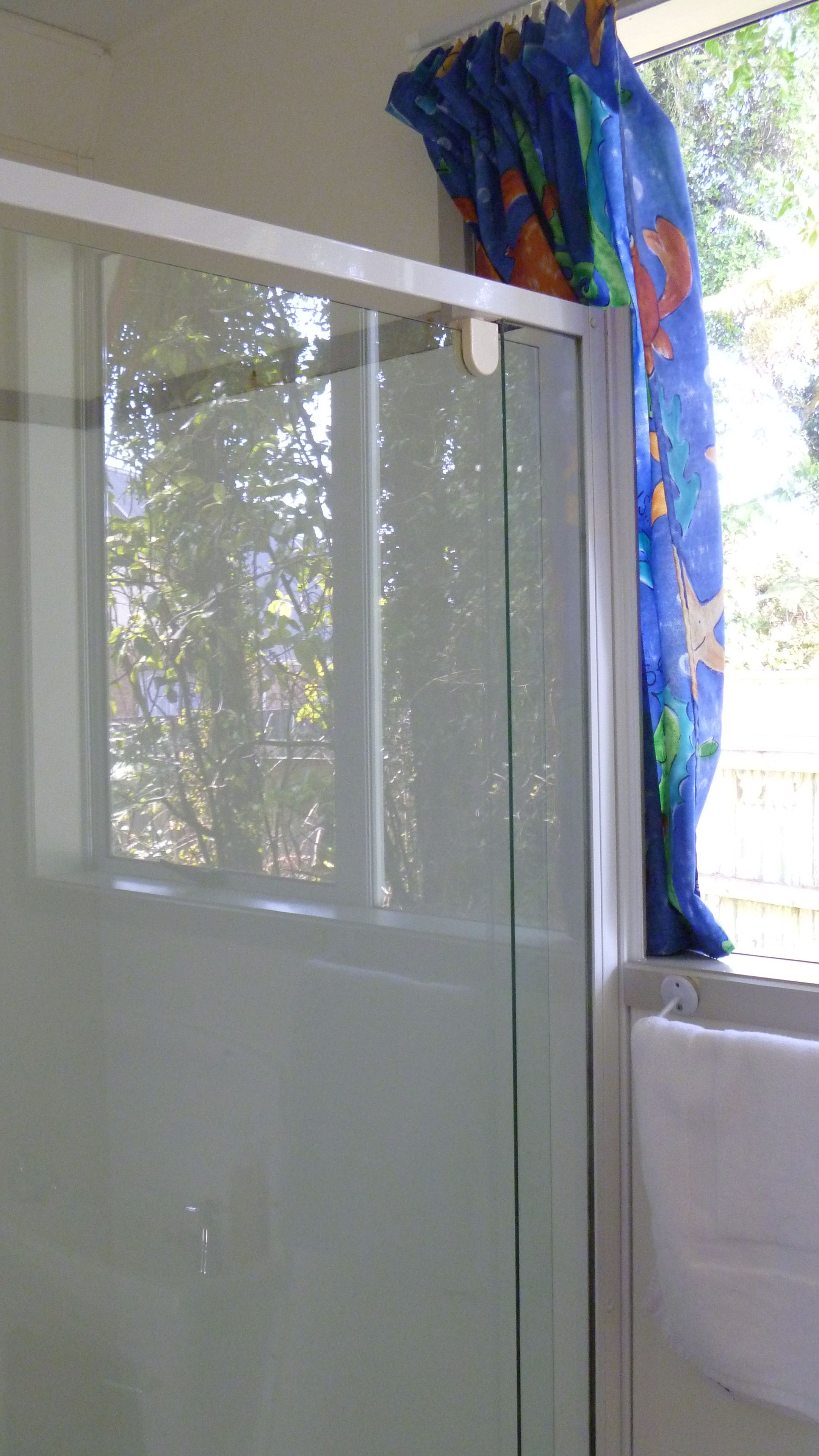 Standard Room, Non Smoking (Ensuite Chalets Sleeps 6) | WiFi, bed sheets