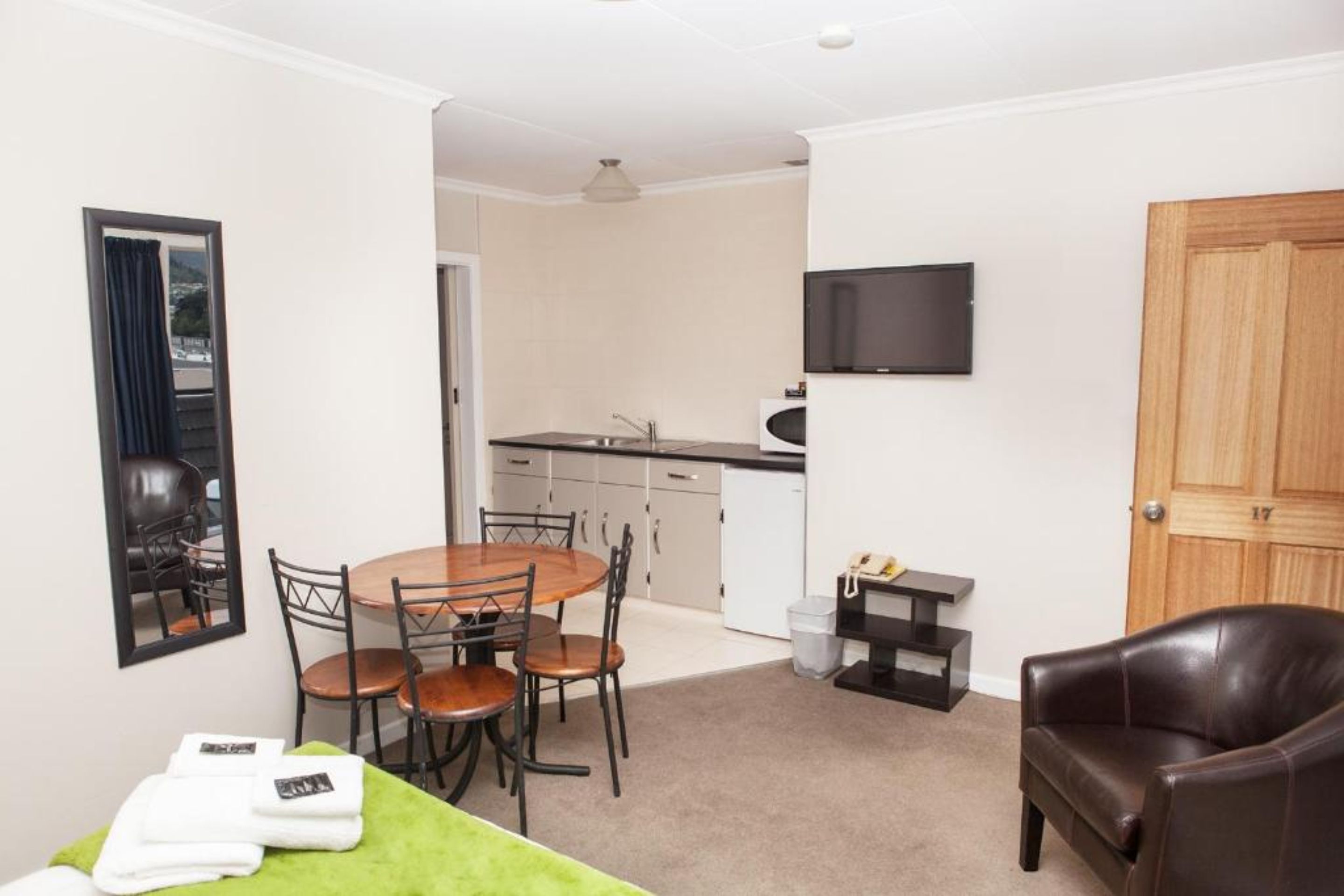 Apartment, 1 Bedroom | Private kitchen