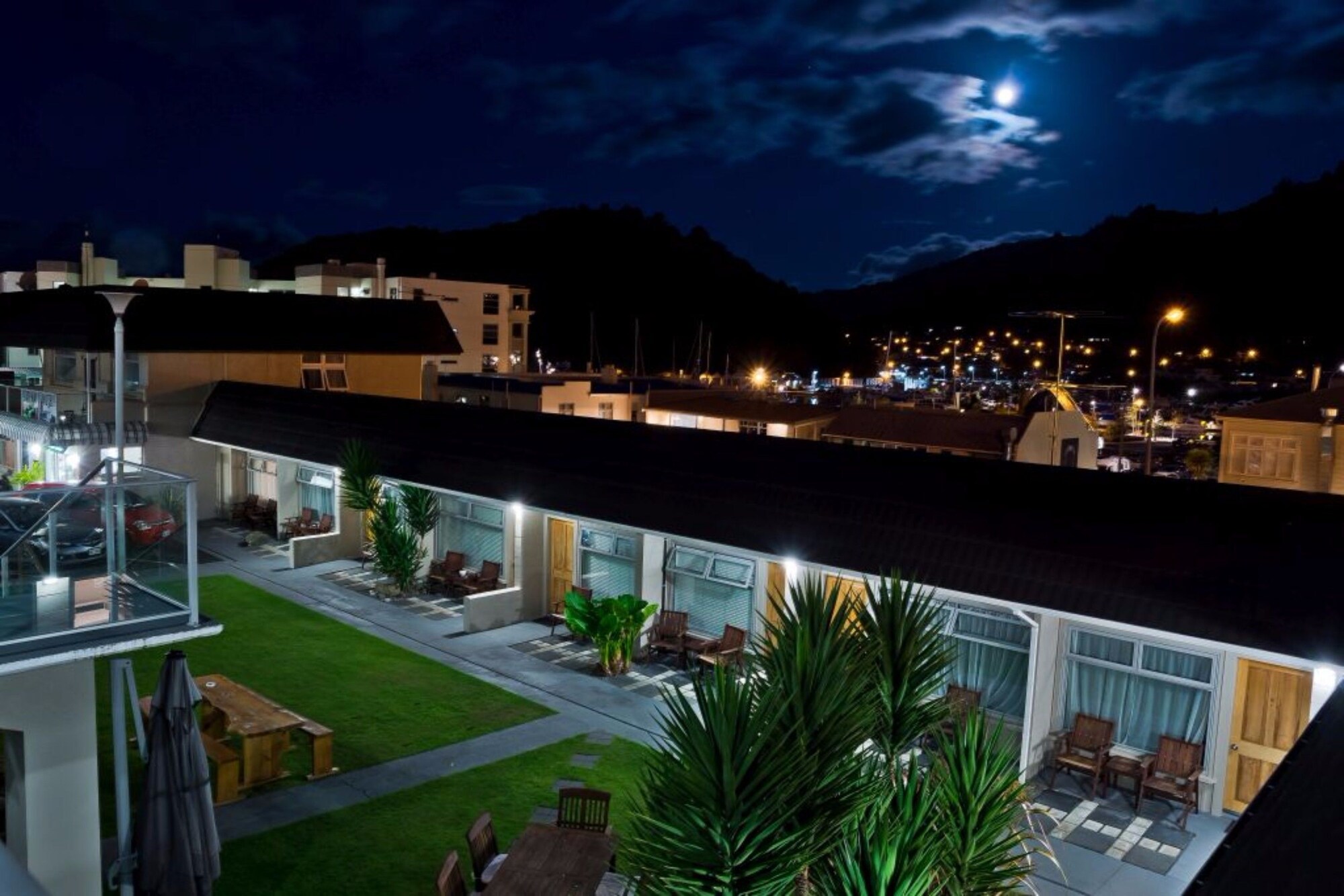 4 Star Hotels
