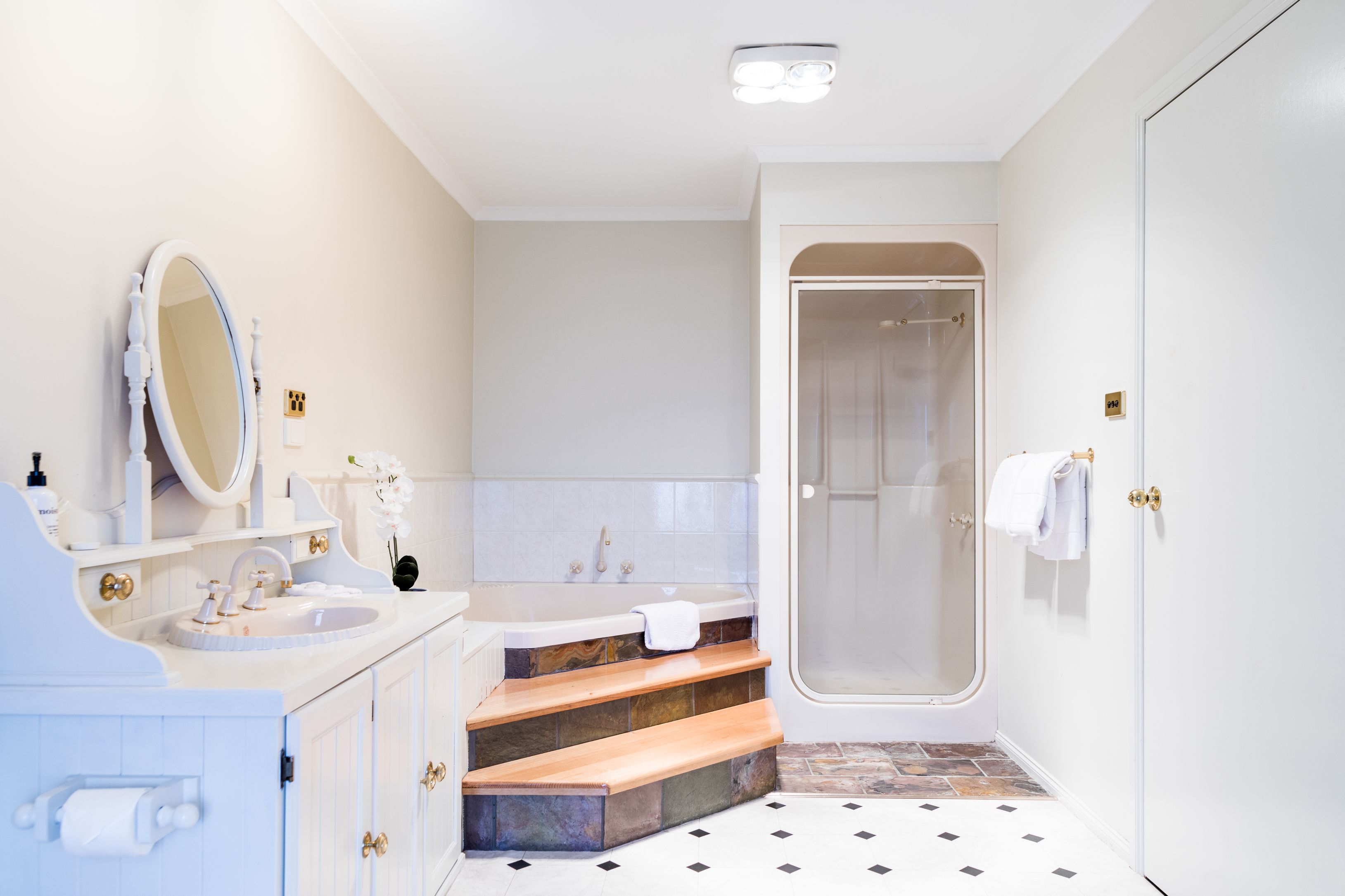 Burnie City Apartments — image 9