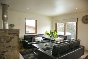 Three Bedroom - Panorama | Living area - Frueauf Village (Falls Creek)