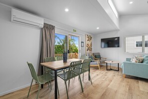 Premium Villa | In-room dining