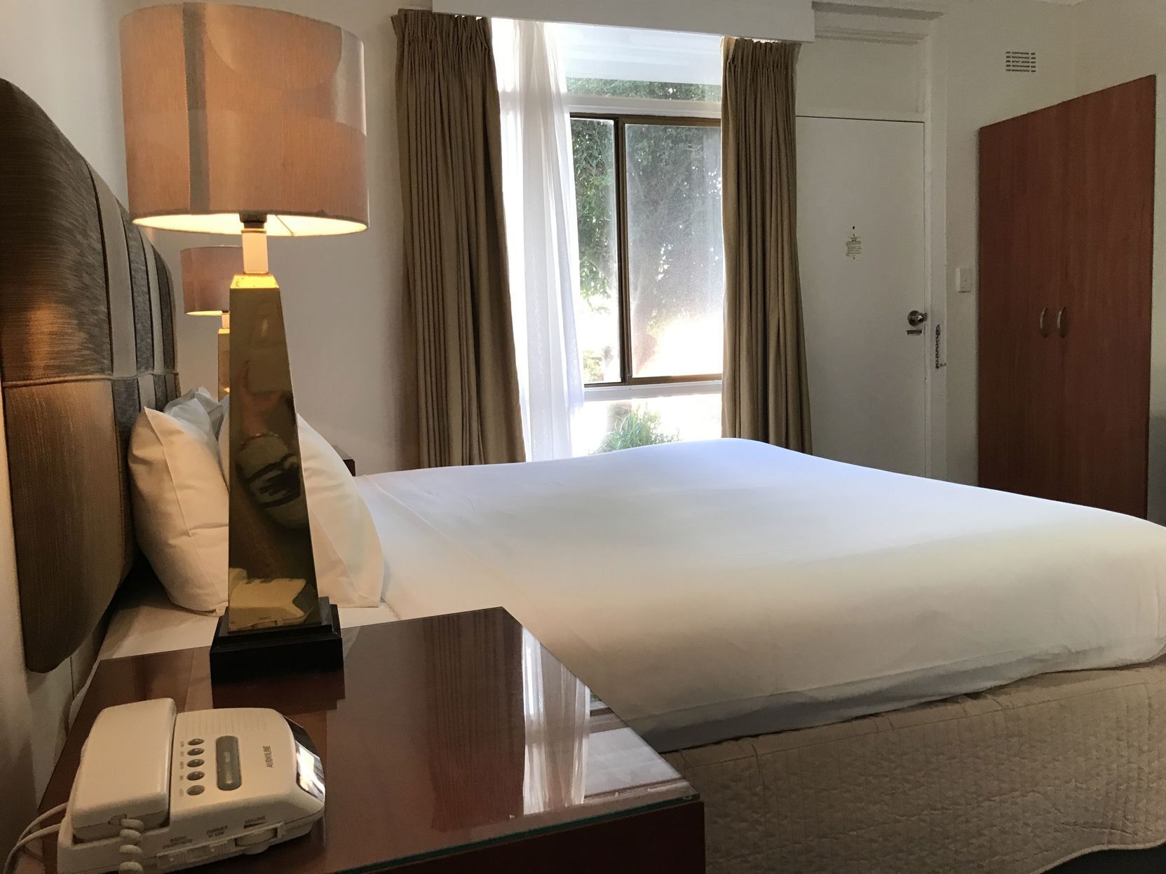 Schreibtisch, Bügeleisen/Bügelbrett, Babybetten, kostenloses WLAN