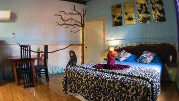 Minibar, draps fournis