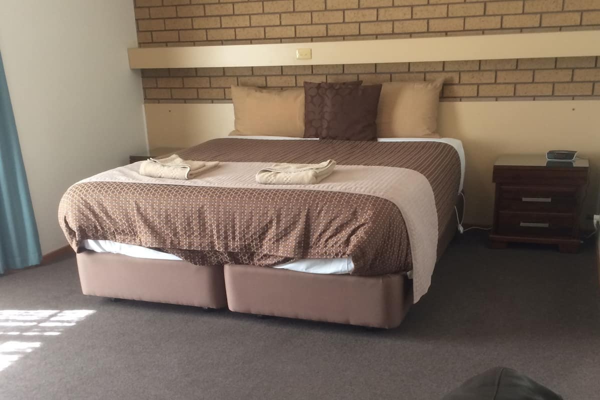Executive Room, Non Smoking, Kitchenette (Executive King)