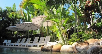 Island Palms Resort