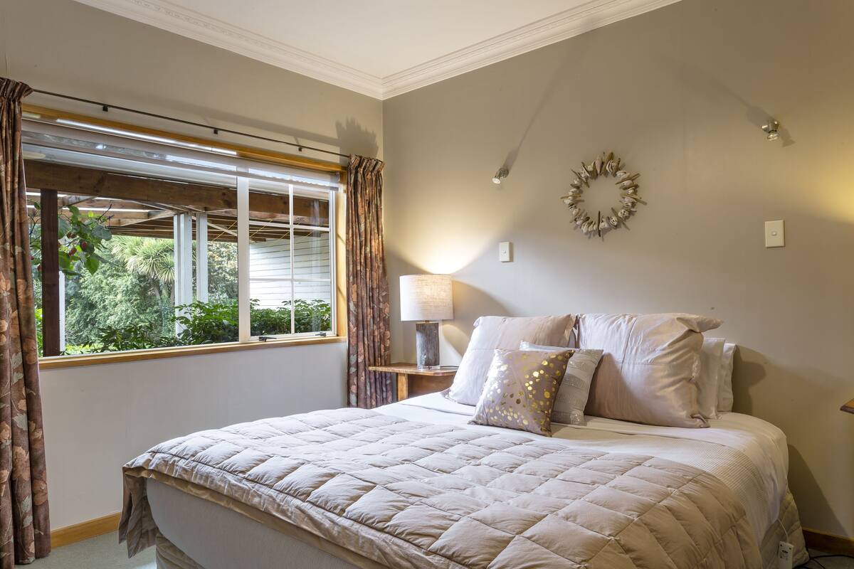 Saddle Hill Suite
