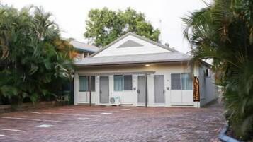 Pemandangan dari hartanah