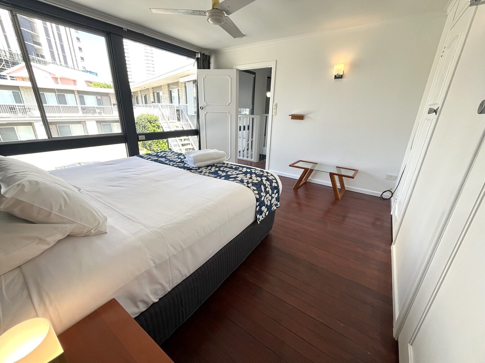 Foto - Tropicana Motel