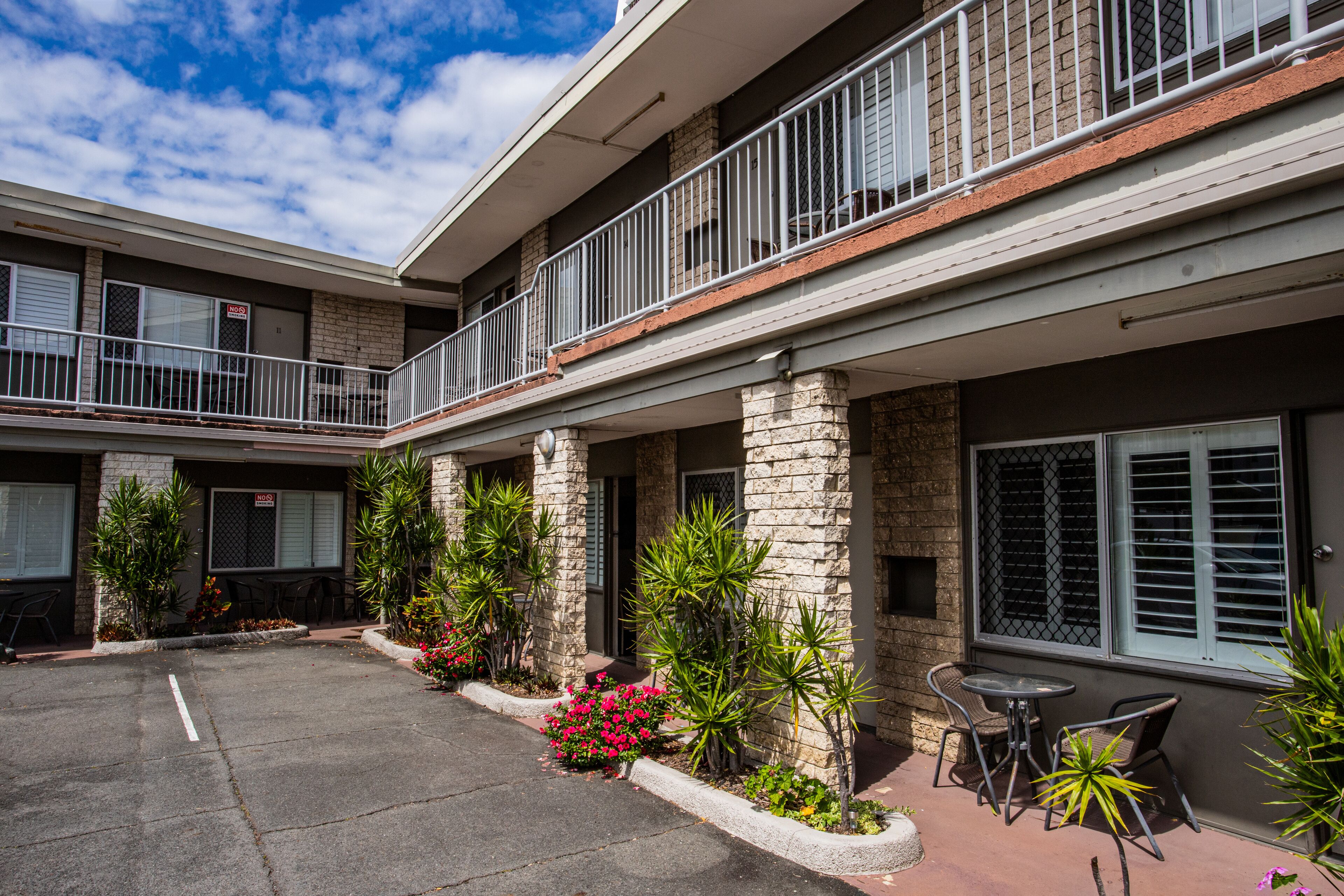 Foto - Tropicana Motel