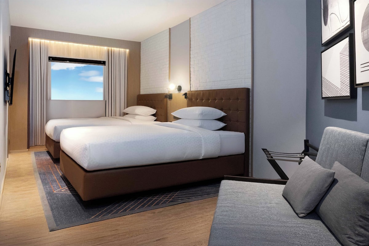 Premium Room, 2 Twin Beds | Minibar, in-room safe, free cribs/infant beds, free WiFi