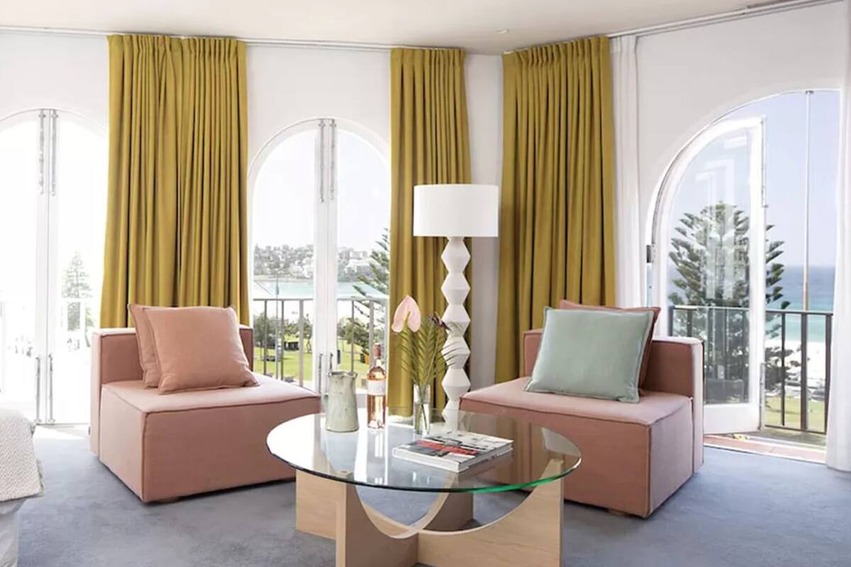 Beach Front Corner King | 1 bedroom, premium bedding, Tempur-Pedic beds, blackout drapes
