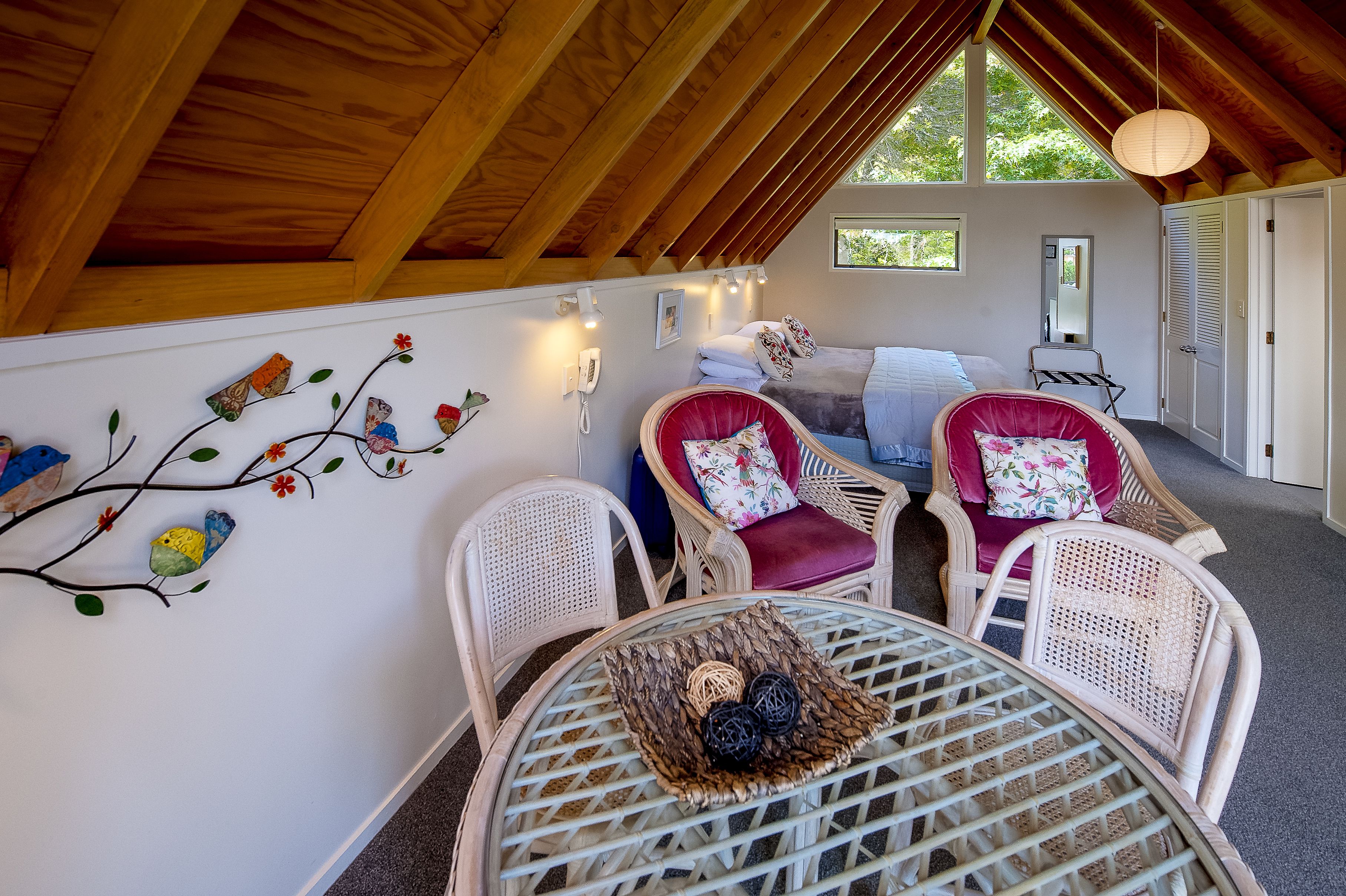 Signature Chalet, Balcony, Sea View | Living area