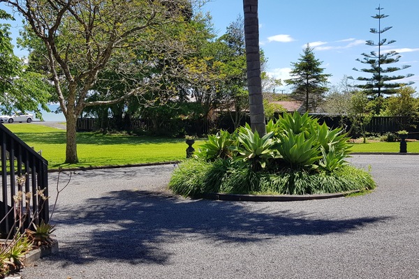 Studio, Mobility Accessible, Kitchen (Ground Floor) | Garden view