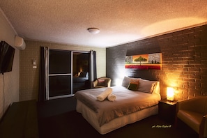 Room, 1 Queen Bed, Balcony