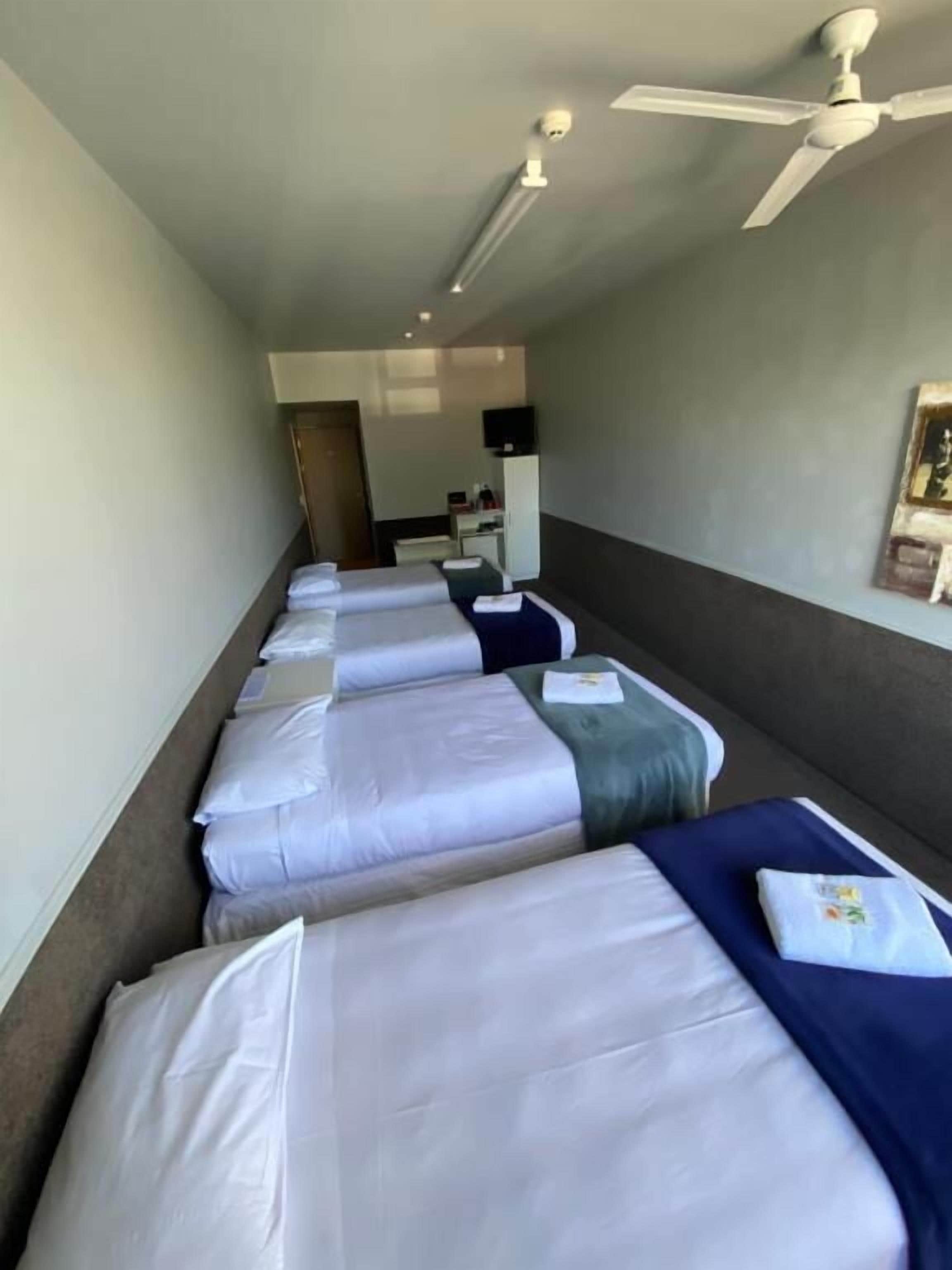 Classic-værelse til 4 personer - flere senge | Lydisolering, gratis Wi-Fi, sengetøj