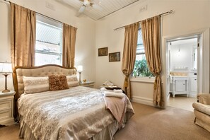 Luxury Suite, 1 Queen Bed, Non Smoking | Egyptian cotton sheets, premium bedding, in-room safe