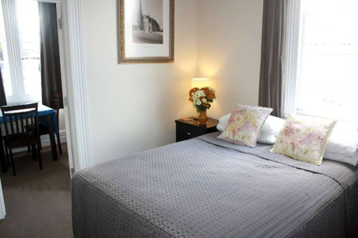 Family Room, 2 Bedrooms