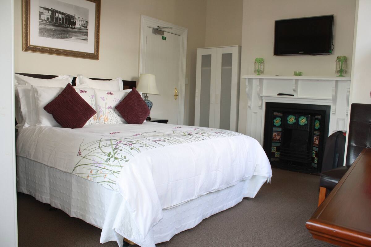 Ponsonby Suite