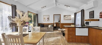 Metung Holiday Villas