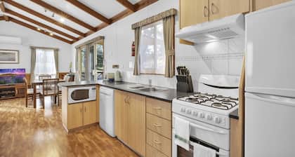 Metung Holiday Villas