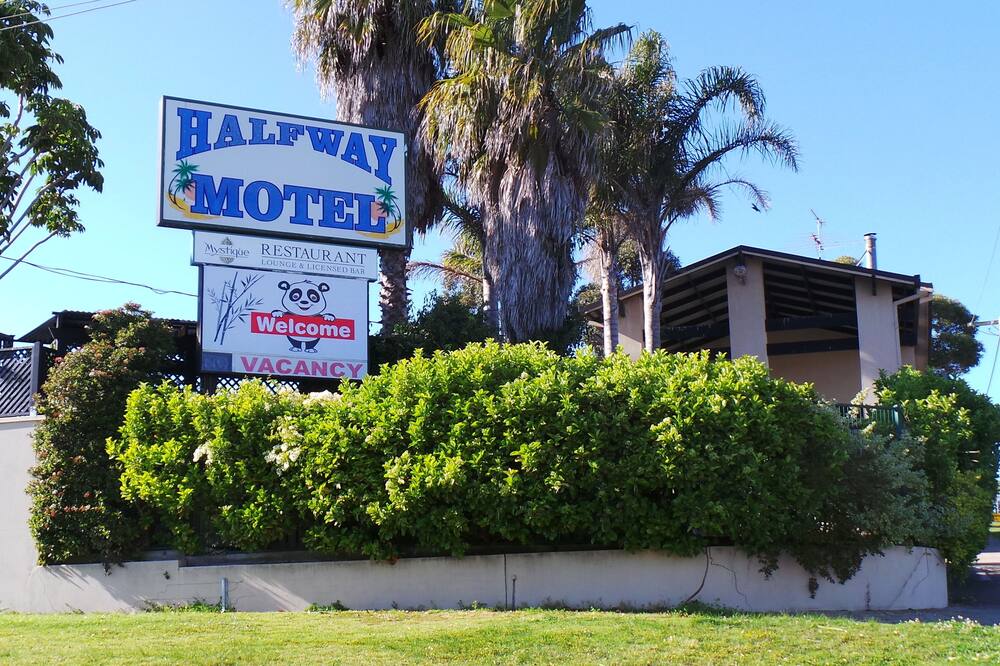 Halfway Motel, Eden