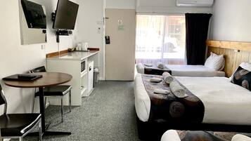 Family Room, Non Smoking | Desk, iron/ironing board, cots/infant beds, free WiFi