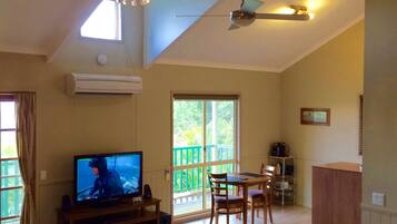 Dream Cottage | Living area | LCD TV, fireplace, DVD player