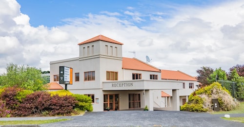 Albany Executive Motor Inn