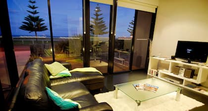 Esperance Island View Apartments