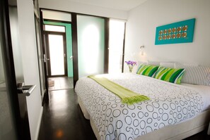 One Bedroom, Single Storey, Ocean View Apartment