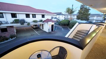 Khu ẩm thực ngoài trời